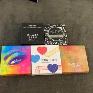 Bundle of eye shadow